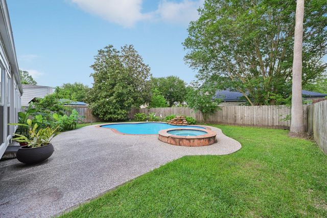 2807 Stone Way Drive, Houston, TX 77082