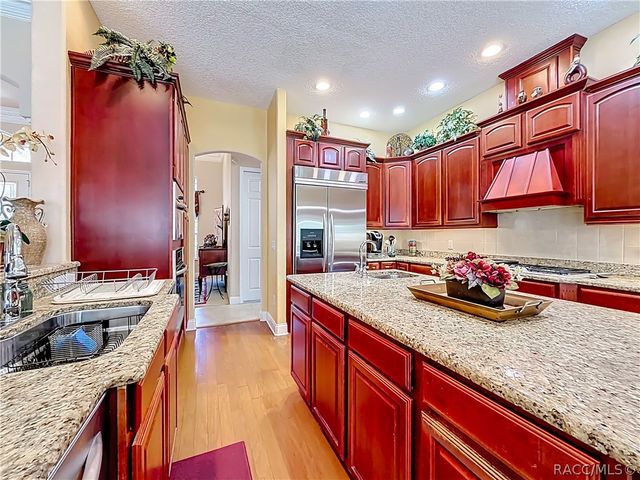 141 SE 2nd Avenue, Crystal River, FL 34429