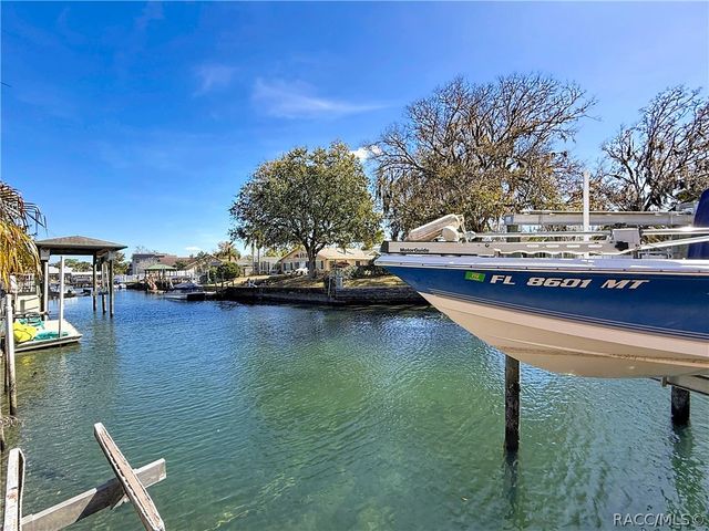 141 SE 2nd Avenue, Crystal River, FL 34429