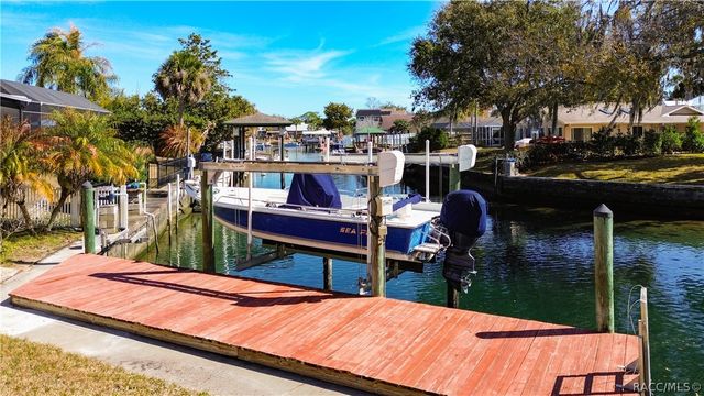 141 SE 2nd Avenue, Crystal River, FL 34429