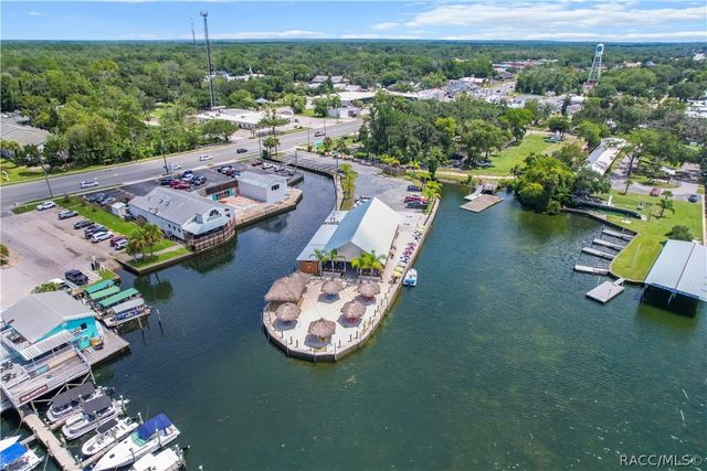 141 SE 2nd Avenue, Crystal River, FL 34429