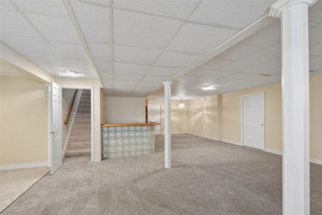 6000 Nottingham Drive, Johnston, IA 50131