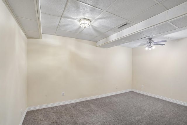 6000 Nottingham Drive, Johnston, IA 50131