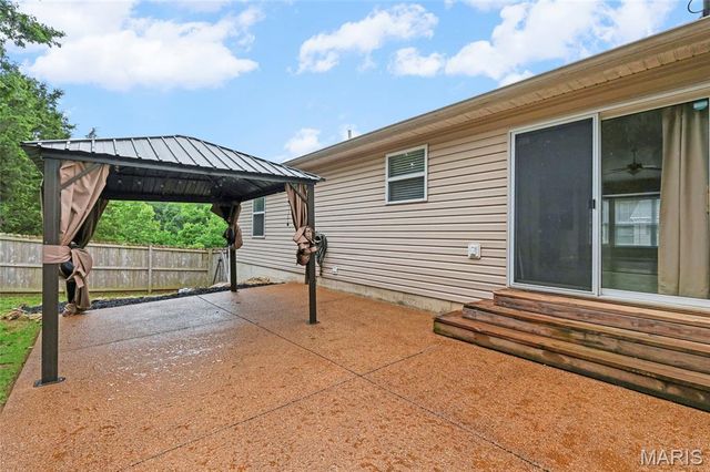 5646 Hawks Landing Drive, Hillsboro, MO 63050