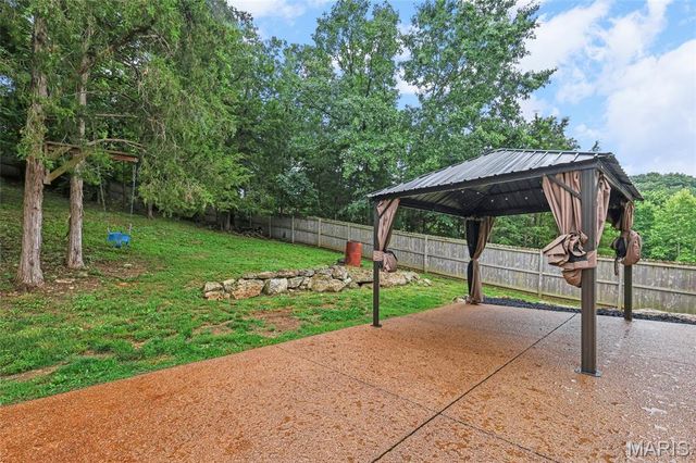 5646 Hawks Landing Drive, Hillsboro, MO 63050
