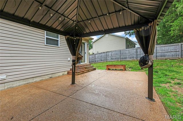 5646 Hawks Landing Drive, Hillsboro, MO 63050