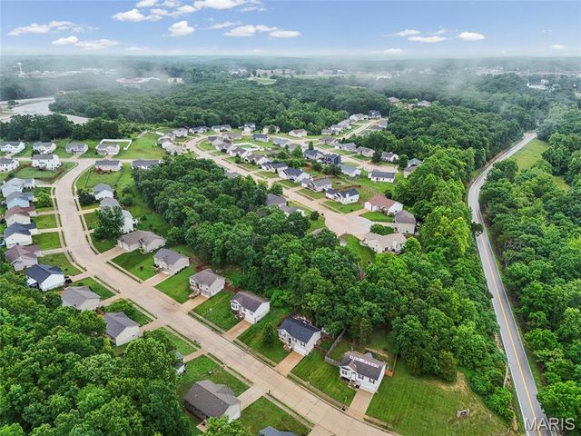 5646 Hawks Landing Drive, Hillsboro, MO 63050