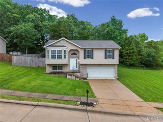 5646 Hawks Landing Drive, Hillsboro, MO 63050
