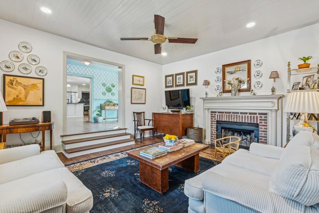 1683 Pearlott Street, Charleston, SC 29407