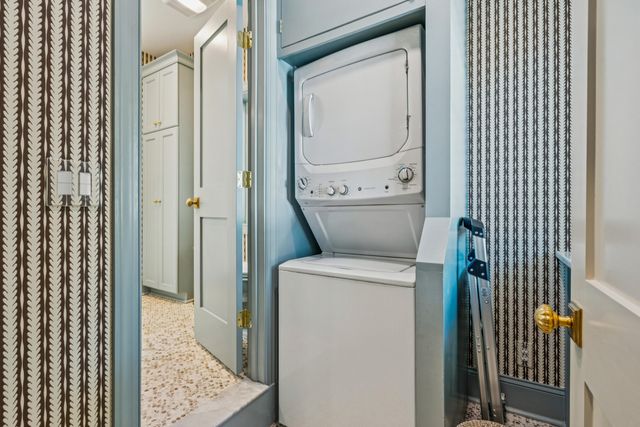 1683 Pearlott Street, Charleston, SC 29407