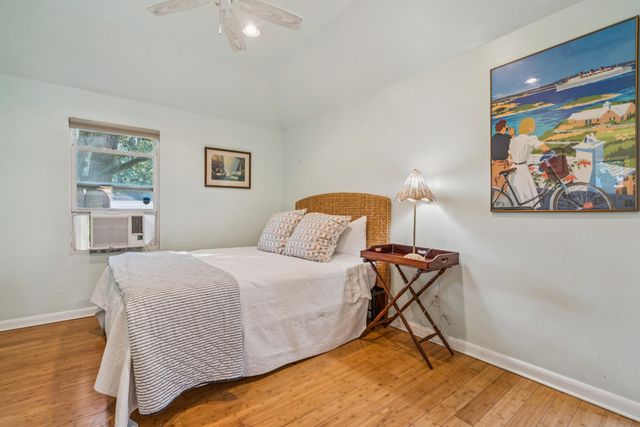 1683 Pearlott Street, Charleston, SC 29407