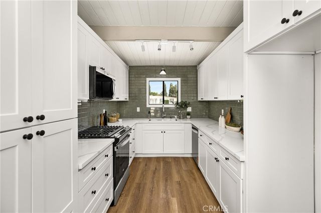 16150 E Queenside, Covina, CA 91722