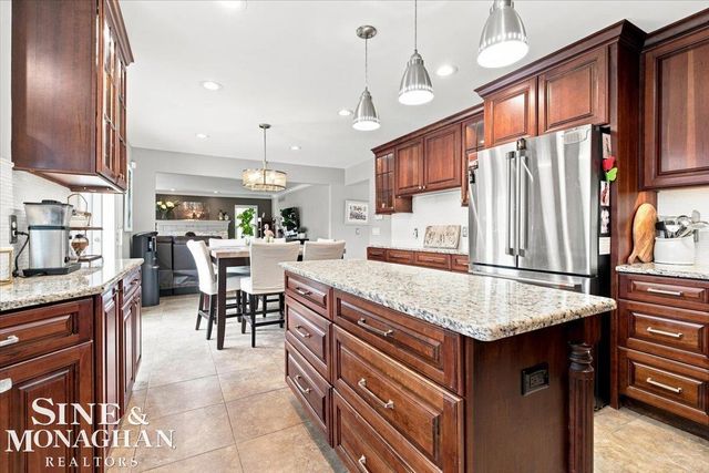 35435 St Clair Drive, New Baltimore, MI 48047