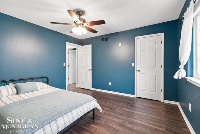 35435 St Clair Drive, New Baltimore, MI 48047