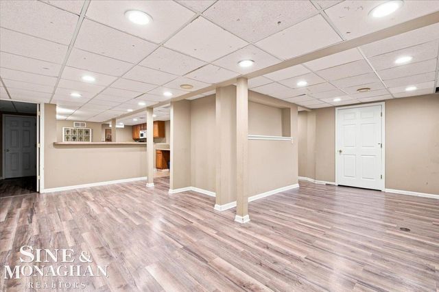 35435 St Clair Drive, New Baltimore, MI 48047