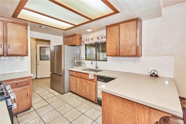 16350 Hercules, Hesperia, CA 92345