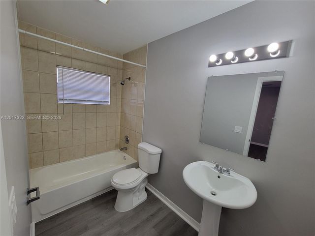 1414 NW 8th Ave 1, Fort Lauderdale, FL 33311