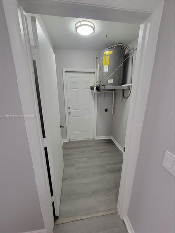 1414 NW 8th Ave 1, Fort Lauderdale, FL 33311