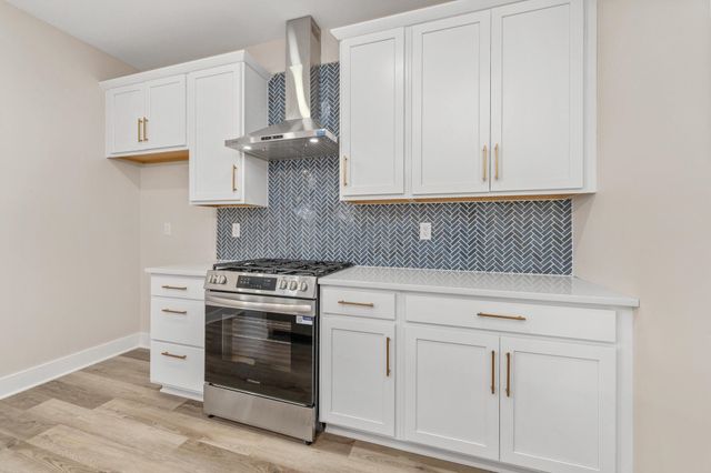 1616 S Martinson St, Wichita, KS 67213