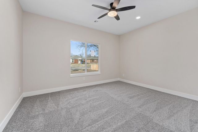 1616 S Martinson St, Wichita, KS 67213