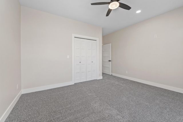 1616 S Martinson St, Wichita, KS 67213