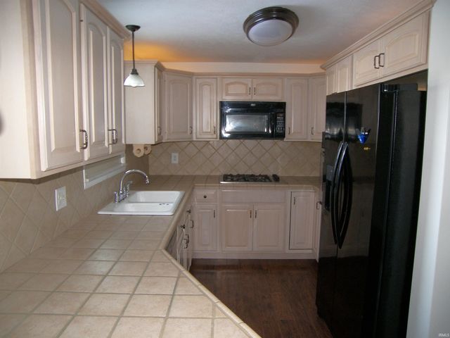 703 Ross Avenue, Warsaw, IN 46580