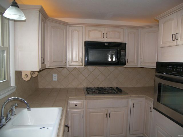 703 Ross Avenue, Warsaw, IN 46580