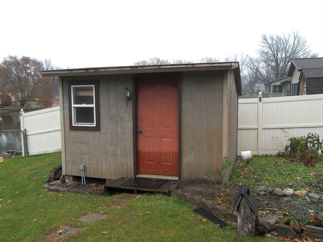 703 Ross Avenue, Warsaw, IN 46580