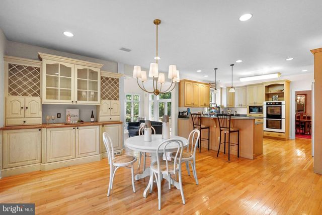 18 STONY CREEK CT, Shamong, NJ 08088