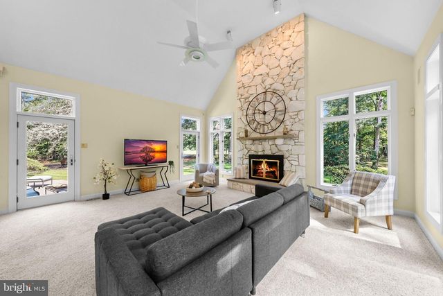 18 STONY CREEK CT, Shamong, NJ 08088