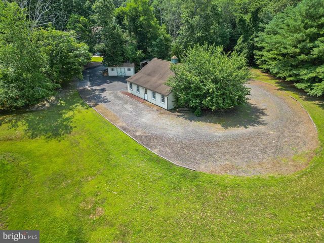 18 STONY CREEK CT, Shamong, NJ 08088