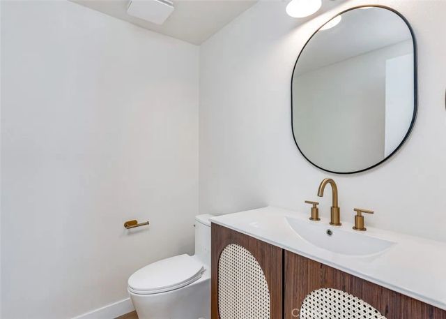 26025 Via Pera J3, Mission Viejo, CA 92691