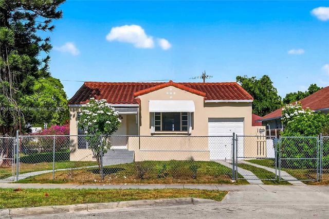 5900 NE 4th Ct, Miami, FL 33137