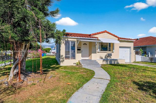 5900 NE 4th Ct, Miami, FL 33137