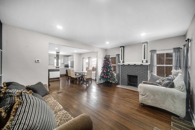 749 Buchanan Street, Gary, IN 46402