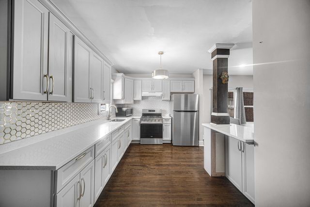 749 Buchanan Street, Gary, IN 46402