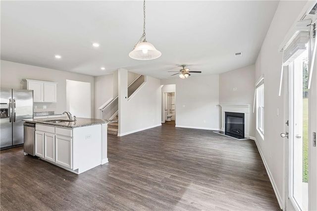 5758 Barrington Run, Union City, GA 30291
