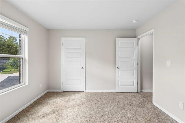 5758 Barrington Run, Union City, GA 30291