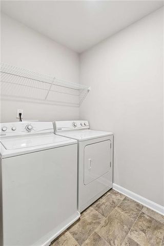 5758 Barrington Run, Union City, GA 30291