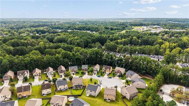 5758 Barrington Run, Union City, GA 30291