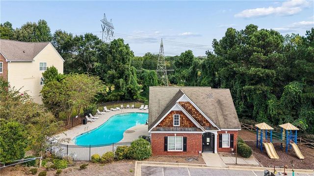 5758 Barrington Run, Union City, GA 30291