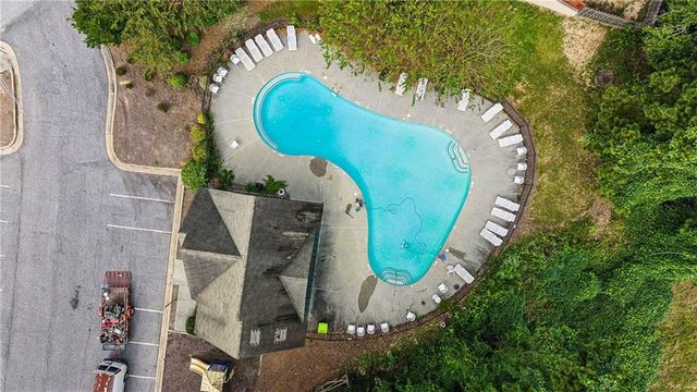 5758 Barrington Run, Union City, GA 30291