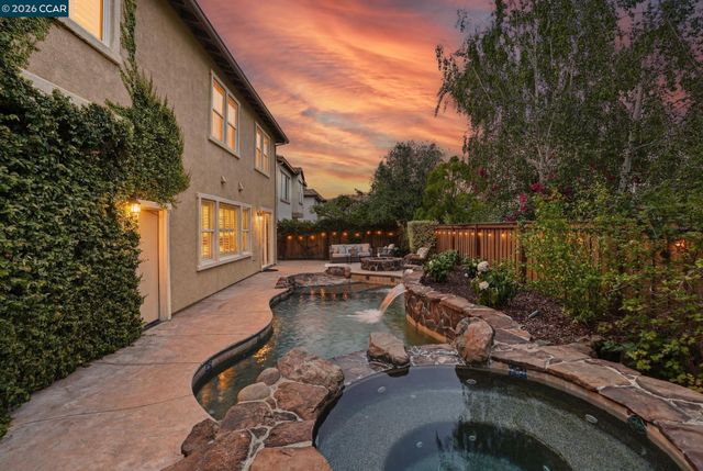 2261 Genoa Street, Danville, CA 94506