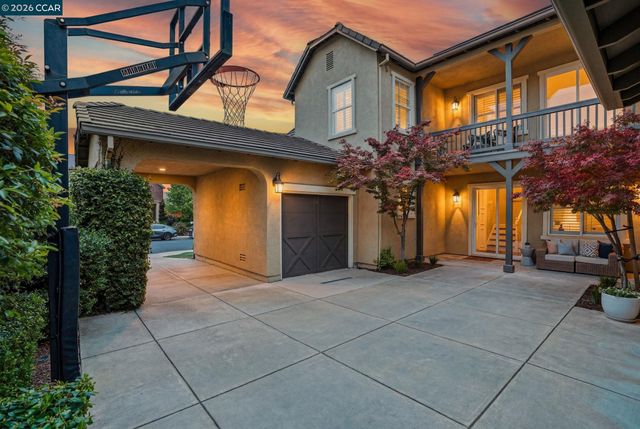 2261 Genoa Street, Danville, CA 94506