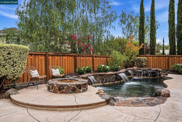 2261 Genoa Street, Danville, CA 94506
