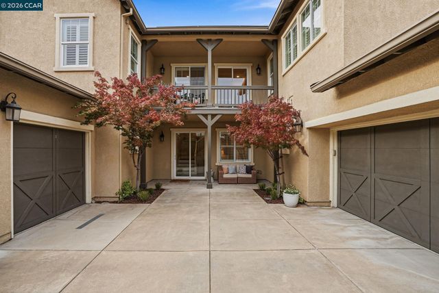 2261 Genoa Street, Danville, CA 94506