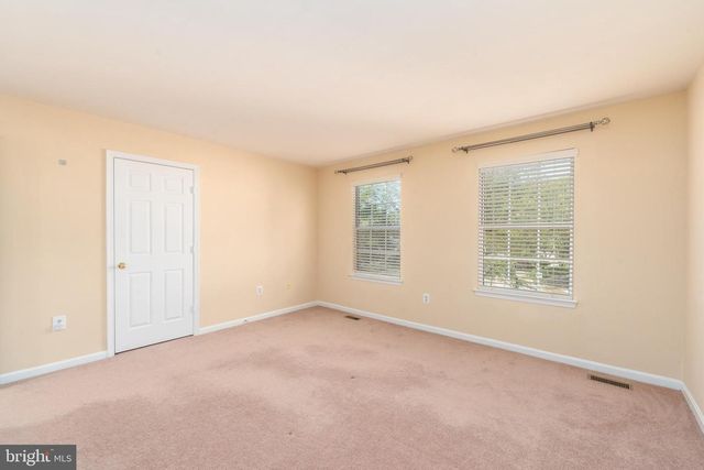 8005 SILVER FOX DR, Glen Burnie, MD 21061