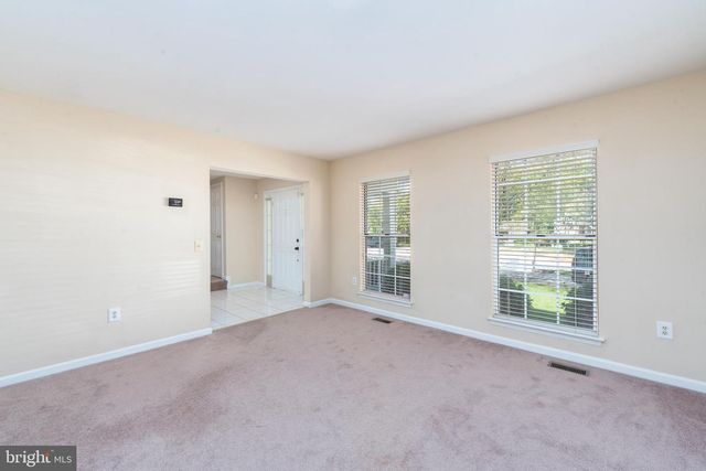8005 SILVER FOX DR, Glen Burnie, MD 21061