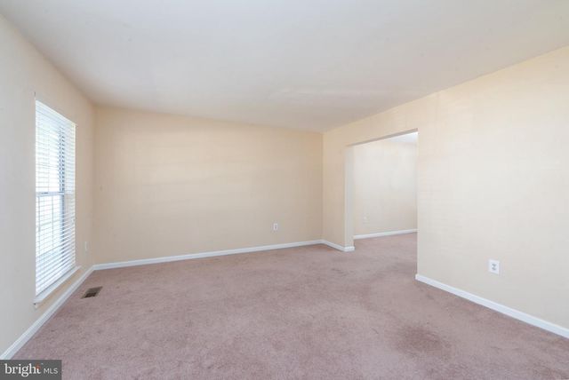 8005 SILVER FOX DR, Glen Burnie, MD 21061