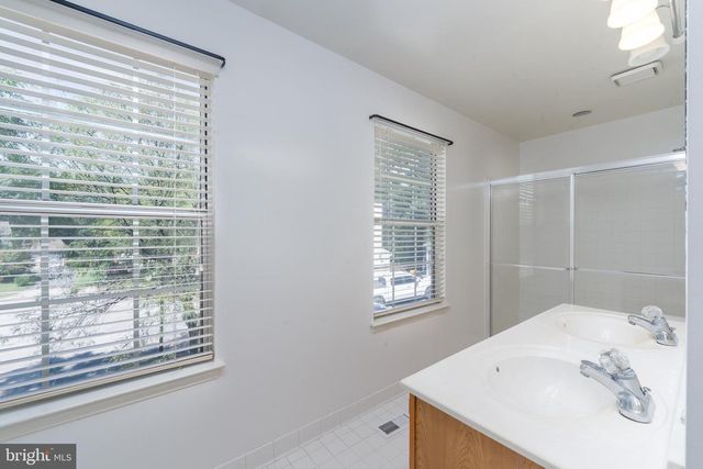 8005 SILVER FOX DR, Glen Burnie, MD 21061